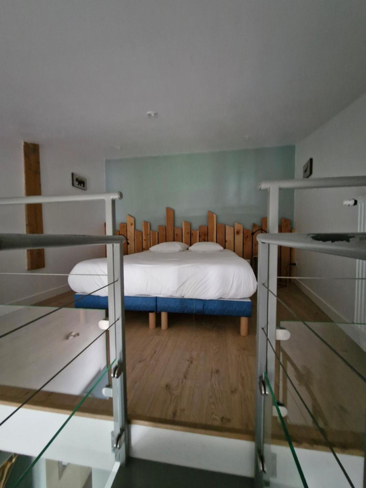 Chambres D'Hotes Du Bistrot D'Ici Saint-Saturnin  Kültér fotó